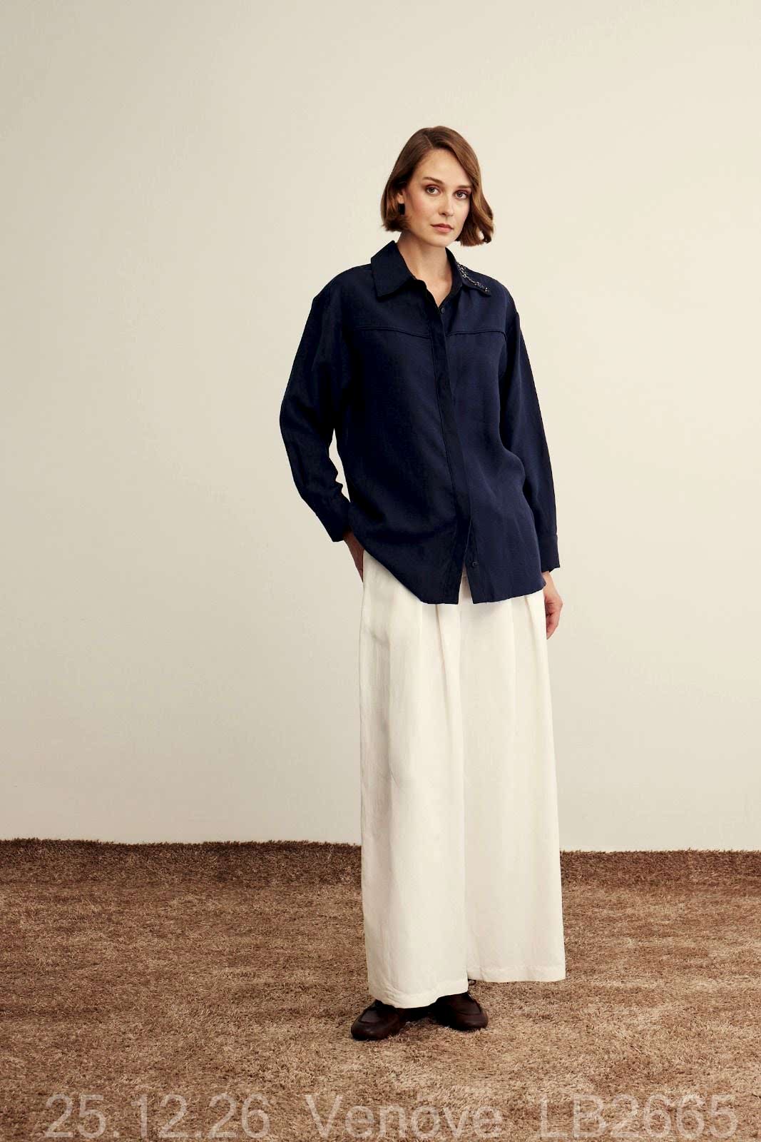 VENÖVE THOMAS GÖMLEK LACİ