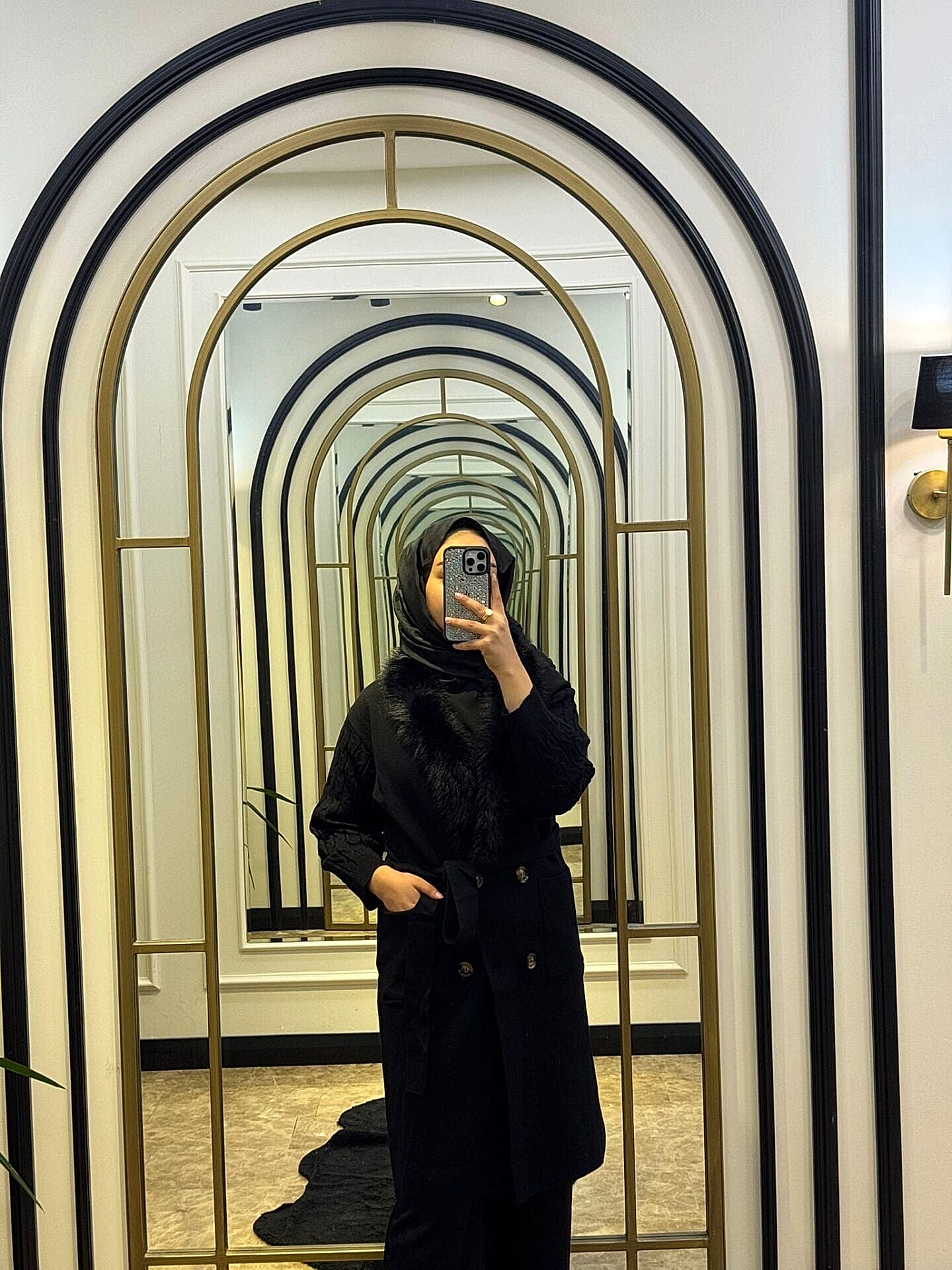 MOOR ÇELİK ÖRGÜ SİYAH HIRKA