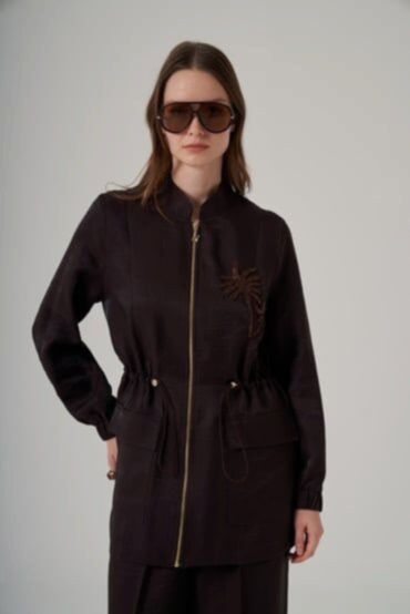 NUSS İŞLEMELİ TAKIM KAHVERENGİ