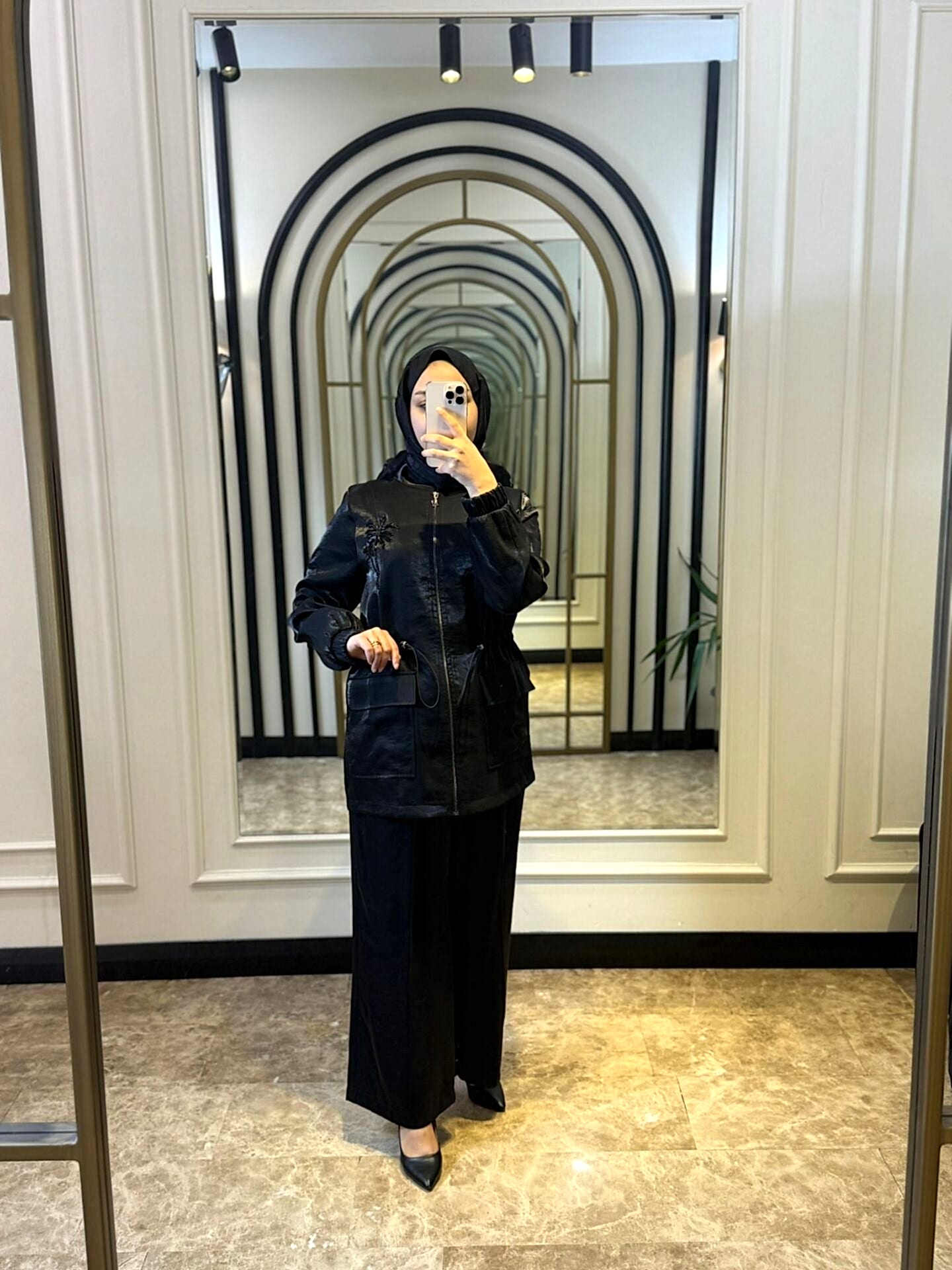 NUSS İŞLEMELİ TAKIM SİYAH