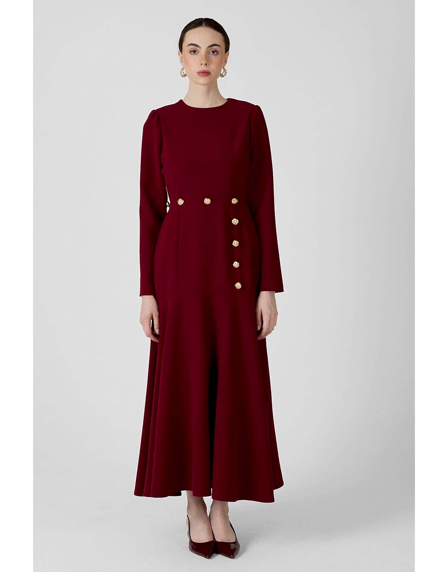 SELVİ ÇETİN GOLD DÜĞMELİ VOLAN ELBİSE