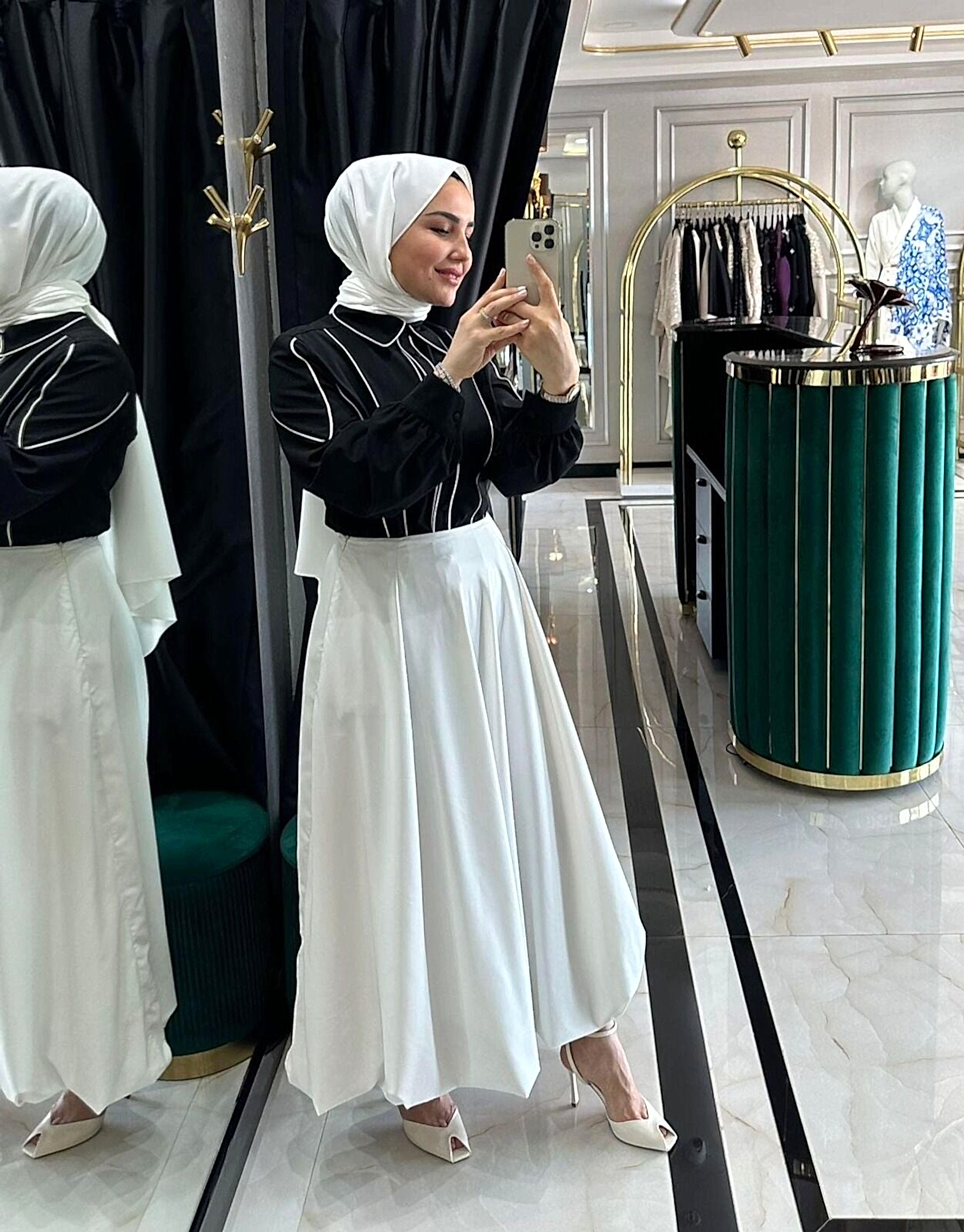 SELVİÇETİN EKRU BALON ETEK