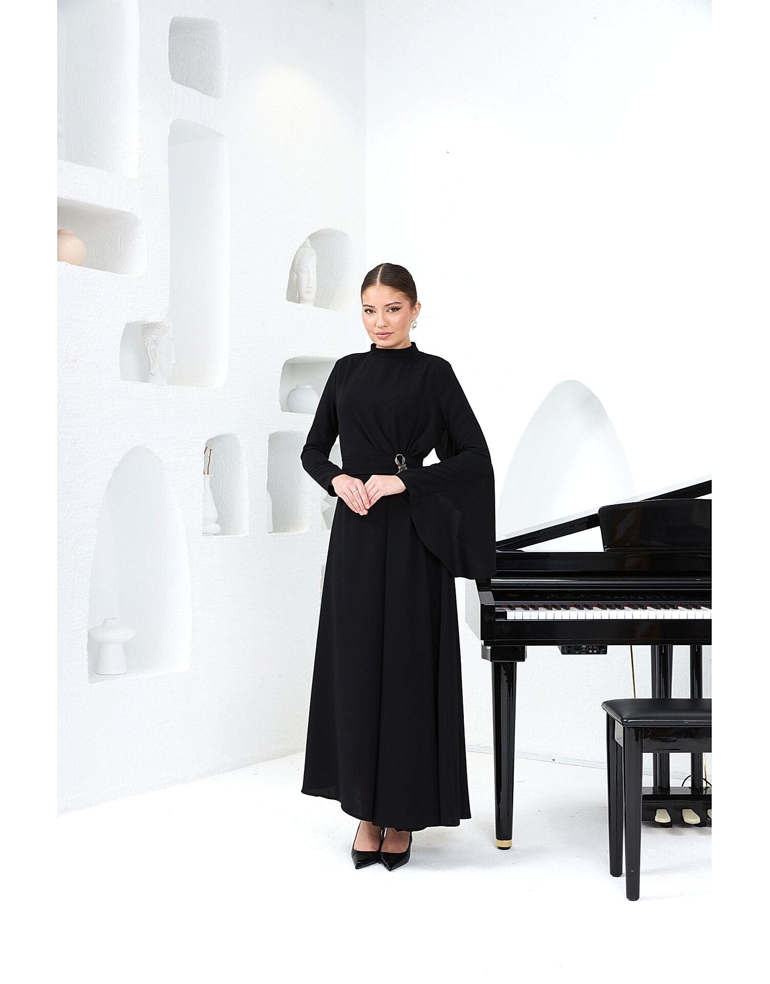 SELVİ ÇETİN TEK KOLU PELERİN ABİYE