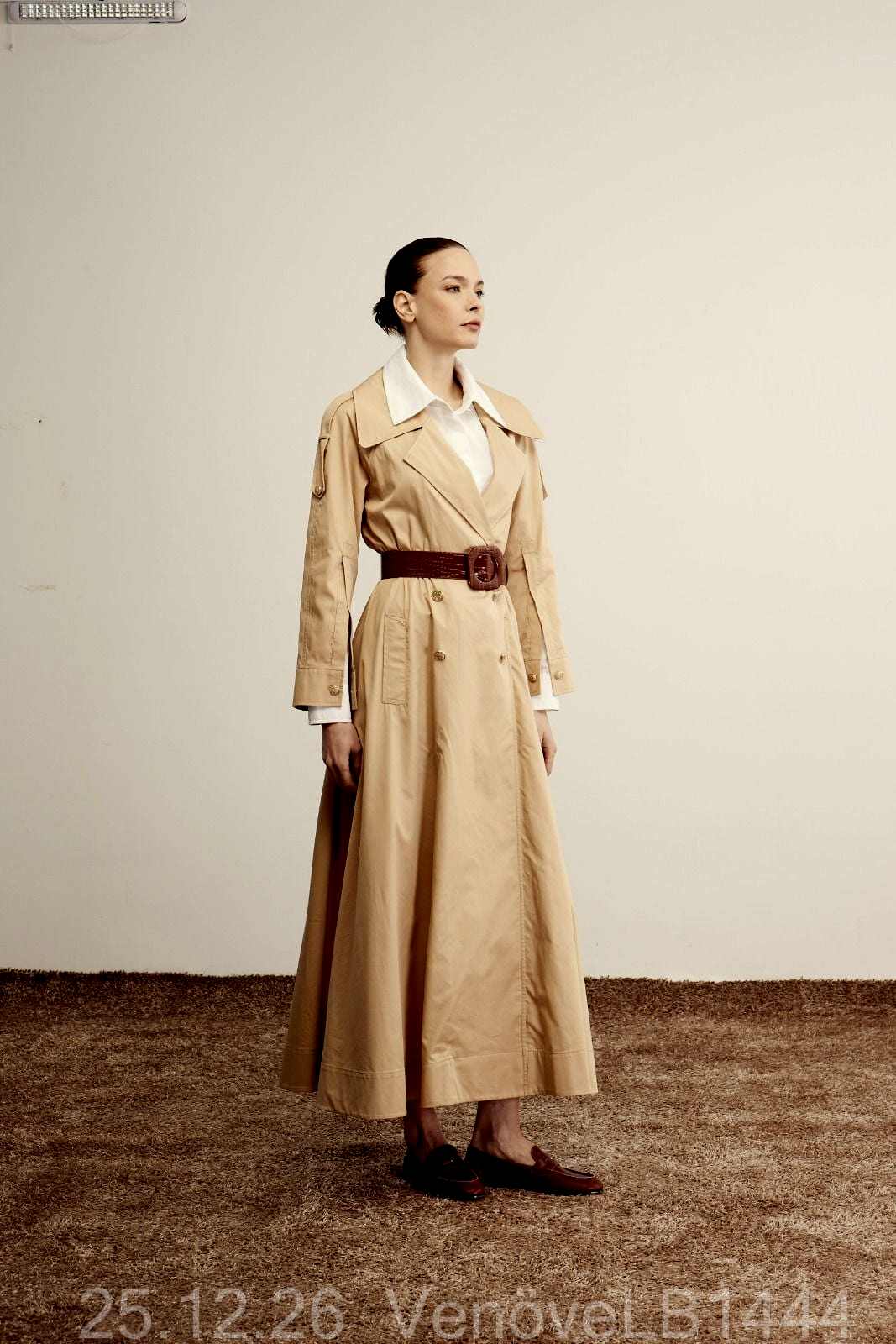 VENÖVE ZORA ELBİSE