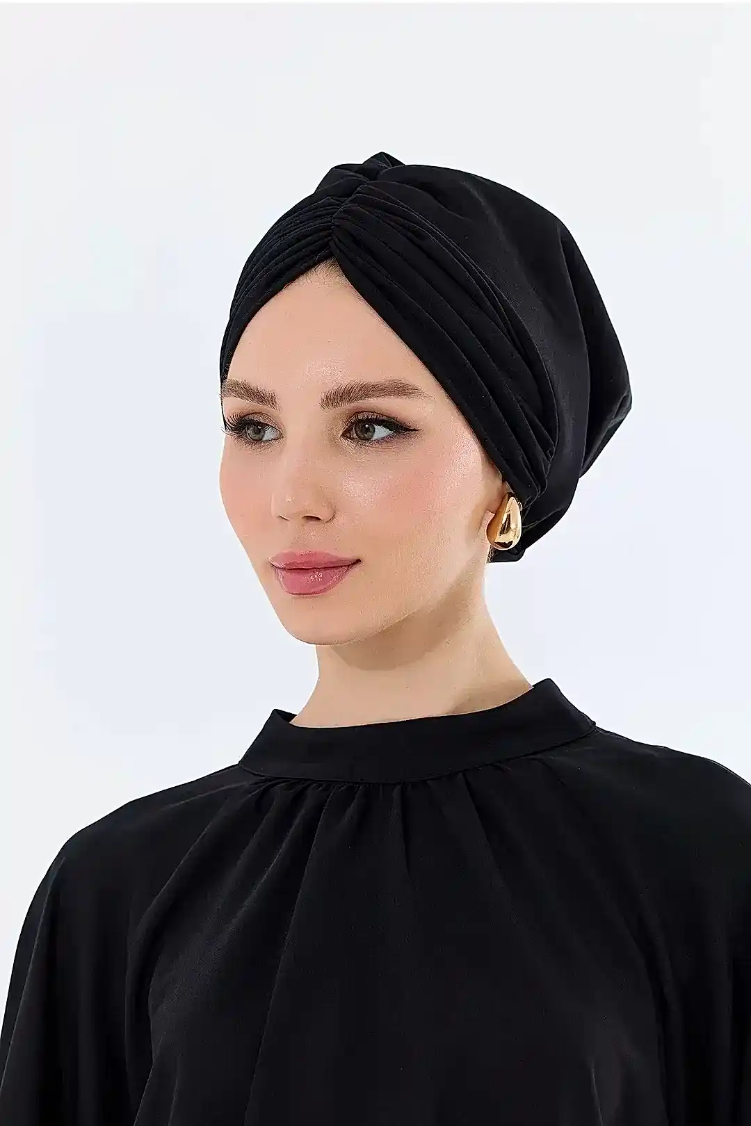 Sisre Drapeli Dolgulu Günlük Bone Siyah