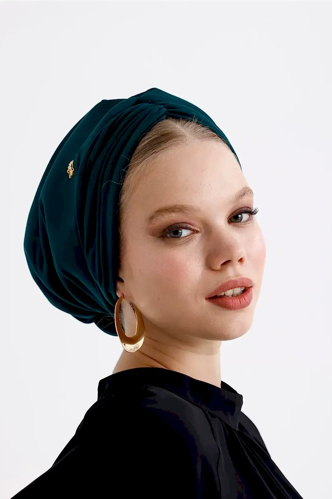 Sisre Drapeli Dolgulu Günlük Bone Zümrüt